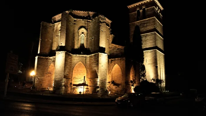 Huesca ilumina su patrimonio: finalizan las obras en el puente de San Miguel, la Muralla y las Miguelas