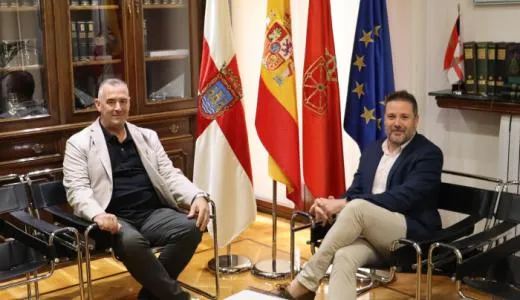 El Ayuntamiento de Tudela y la Asociación Empresa Ribera analizan la colaboración empresarial