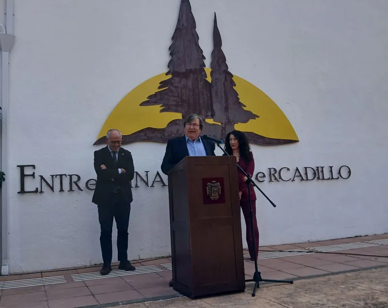 Cárcheles inaugura su nueva residencia de mayores 'Entrepinares del Mercadillo'