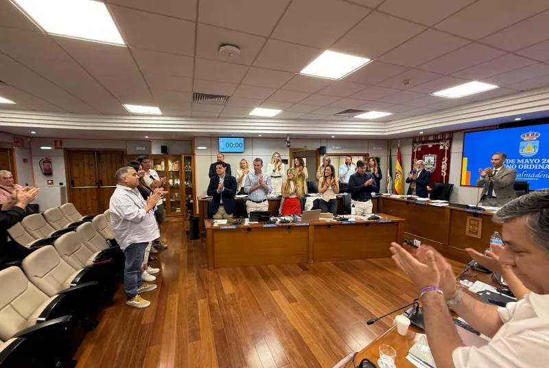 Benalmádena otorga honores a figuras clave de su historia cultural y social