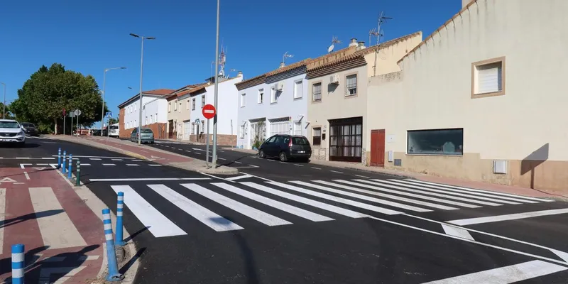 Utrera avanza en su Plan de Asfalto con mejoras visibles en varias calles