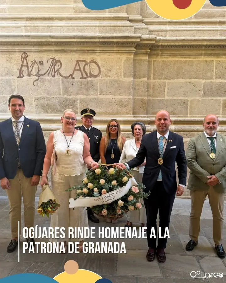 Ogíjares honra a la Virgen de las Angustias con su tradicional ofrenda floral