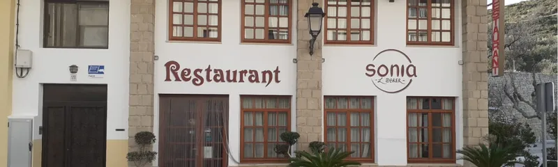 Restaurante Sonia: Sabores tradicionales de la montaña alicantina en Benimantell
