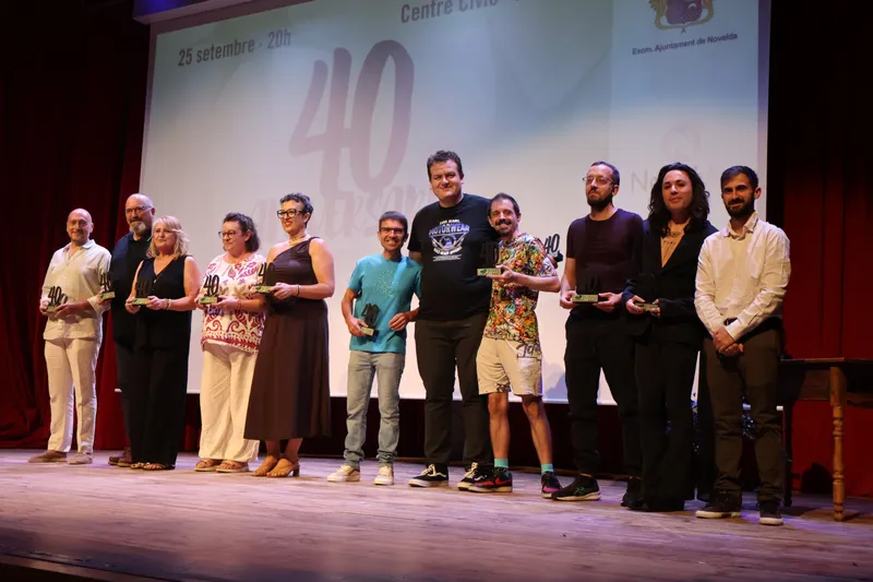 Novelda celebra 40 años de participación juvenil con una gala conmemorativa