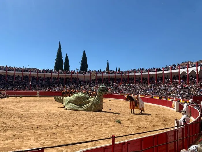 Alcañiz celebra la XXX edición del Vencimiento del Dragón con un programa de actos y mercado medieval