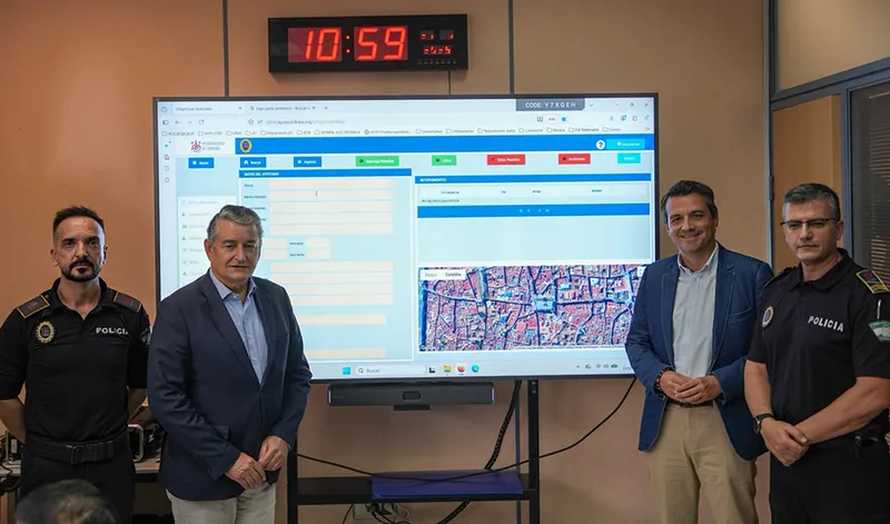 La Junta de Andalucía lanza AWA para digitalizar los atestados de las policías locales