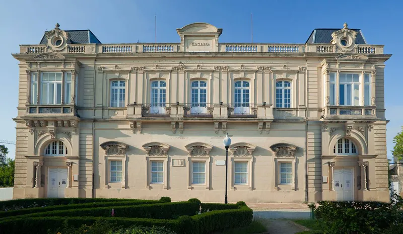 La Casa de Cultura de Castropol, un edificio histórico con gran valor patrimonial
