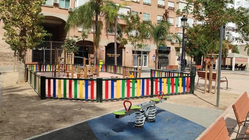 València renueva los jardines de Aben al-Abbar con nuevas zonas de juego y recreo