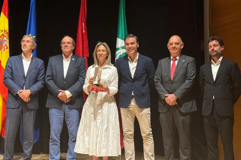 Guadalajara recibe la Escoba de Platino 2026 por su excelencia en limpieza urbana