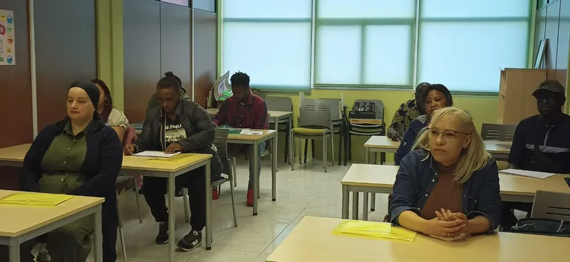 Burela inicia un curso para preparar el examen de nacionalidad española