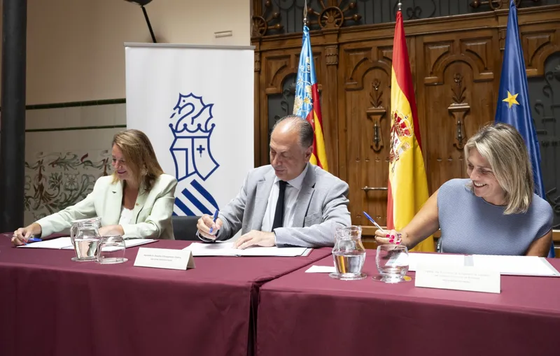 Bomberos de la Diputación y Castelló coordinarán emergencias en zonas limítrofes