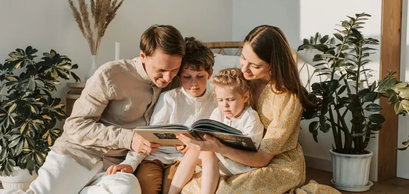 Taller de lectura en voz alta para familias en Aranguren
