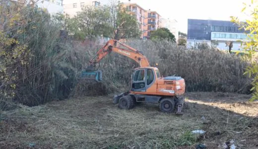 Tudela adjudica el desbroce de las márgenes del río Queiles para mejorar su desagüe
