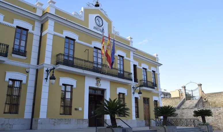 Burjassot estudiará la creación de un punto limpio municipal