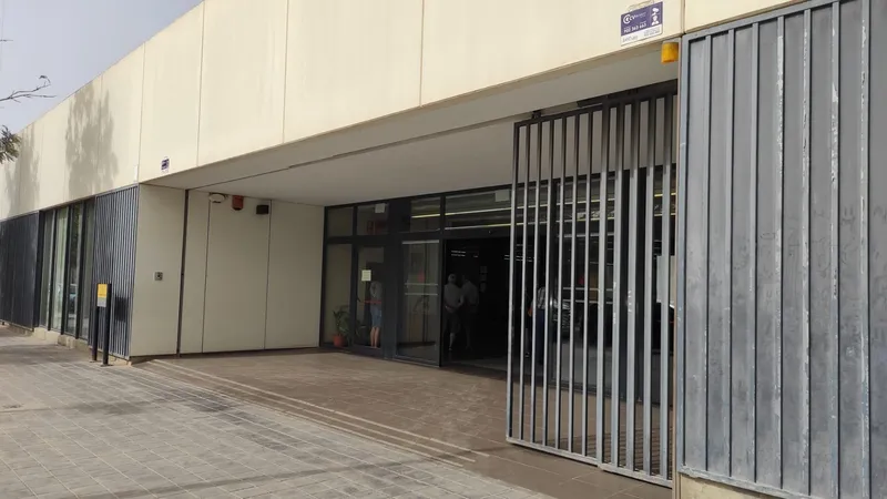 València licita la gestión de cafeterías y comedores en centros de mayores por casi tres millones de euros